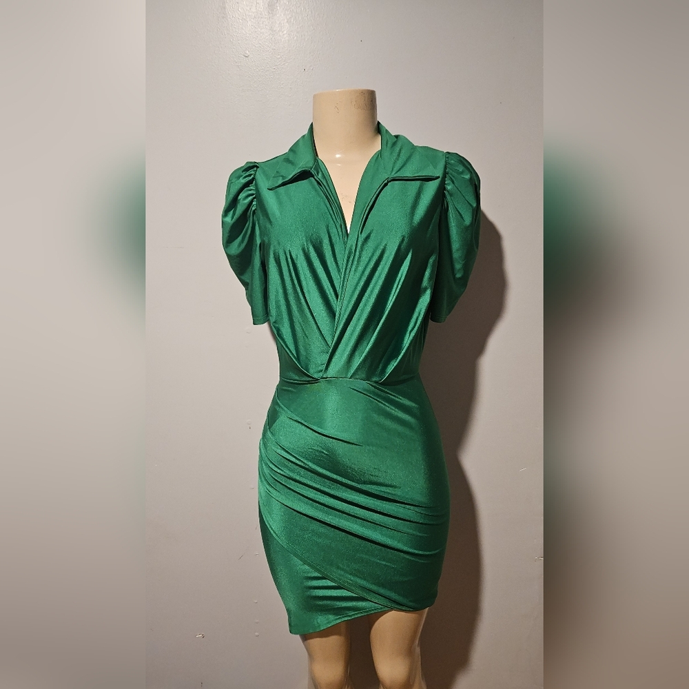 Short sleeve dress